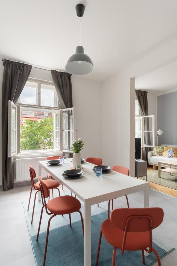 Next To Wenceslas Square By Days Apartamento Praga