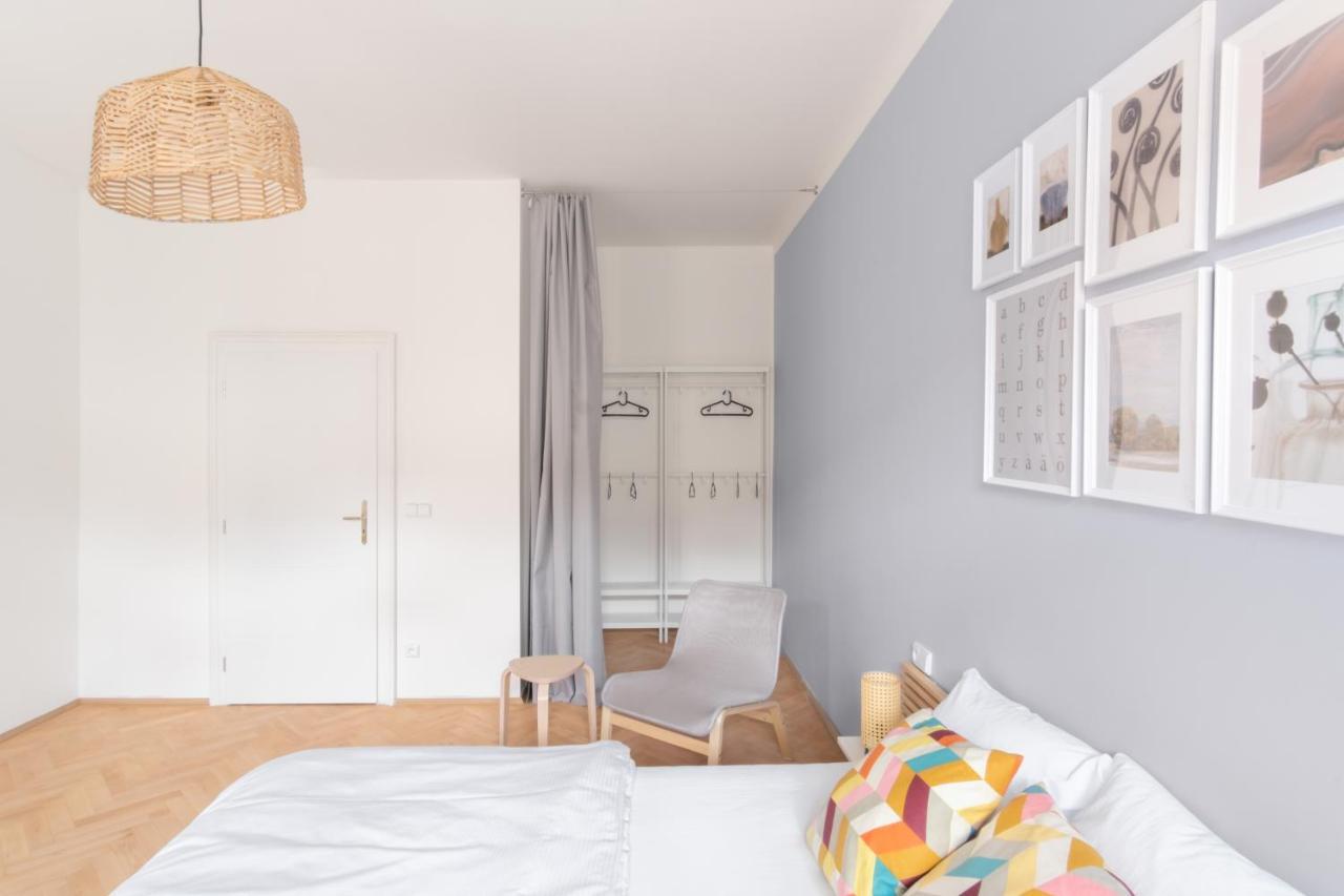Apartamento Next To Wenceslas Square By Days *